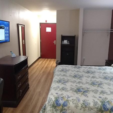 Red Crown Inn Лорел Экстерьер фото